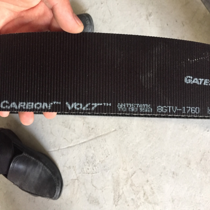 dây curoa gates Poly Chain GT Carbon 8GTV 1760